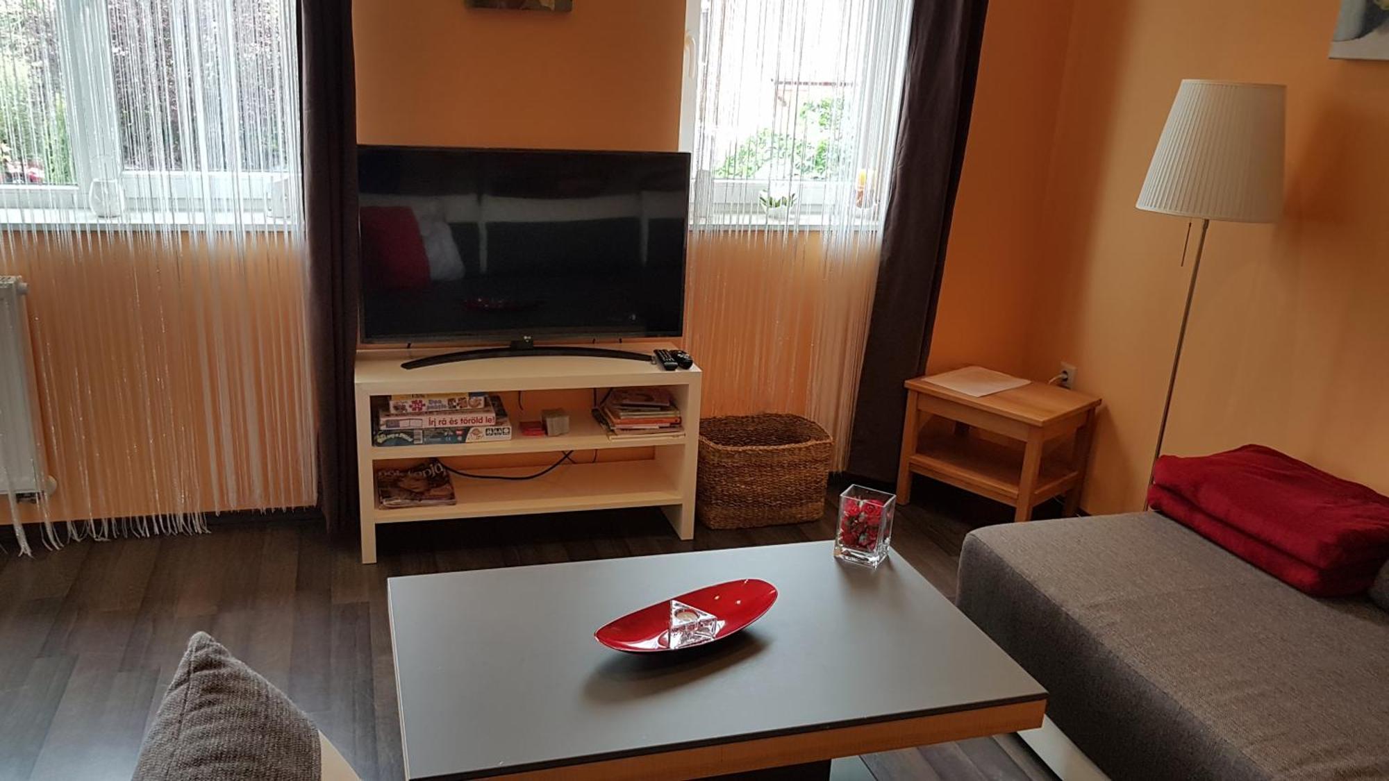 Zafir Sziget Apartman Sarvar Luaran gambar